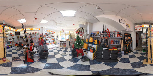 Riegos y maquinaria ORME en Huétor-Tájar, Granada