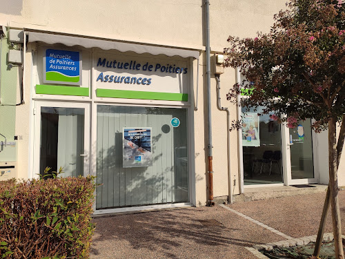 Agence d'assurance Mutuelle de Poitiers Assurances - Christelle BERSARS et François SPORTIELLO Piégut-Pluviers