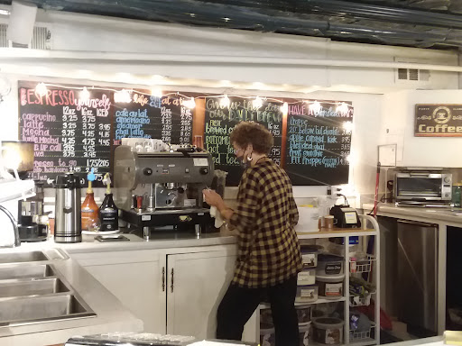 Book Store «New Life Christian Bookstore», reviews and photos, 100 S 5th St, Murray, KY 42071, USA