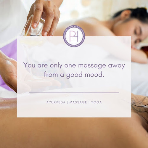 Pavlina Holicova - Massage therapist