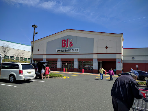 BJ’s Wholesale Club, 1007 U.S. 9, Old Bridge, NJ 08857, USA, 