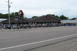Rooster's Harley-Davidson image