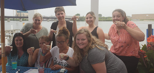 Bar & Grill «Jimmy Seas», reviews and photos, 1330 Marine St, Green Bay, WI 54301, USA