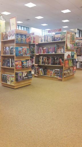 Book Store «Barnes & Noble», reviews and photos, 7200 Harrison Ste 5 #5, Rockford, IL 61112, USA
