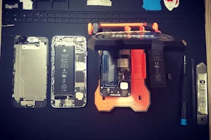 Bubble Screen Cell Phone Repair image