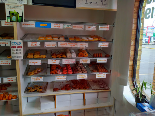 Donut Shop «Apple Fritter Donut Shop», reviews and photos, 741 E 9 Mile Rd, Ferndale, MI 48220, USA