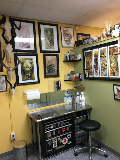 Old Anchor Tattoo Shop, 7624 S Westnedge Ave, Portage, MI 49002, USA, 