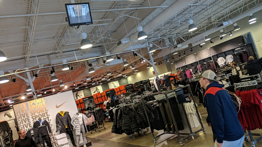 Sporting Goods Store «Nike Factory Store», reviews and photos, 20 Killingworth Tpke #155, Clinton, CT 06413, USA
