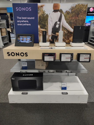 Electronics Store «Best Buy», reviews and photos, 19555 W Bluemound Rd, Brookfield, WI 53045, USA