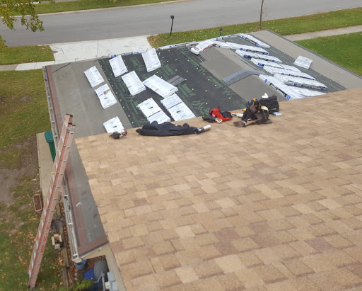 Roofing Contractor «New Edge Improvement Roofing Companies Chicago», reviews and photos, 7151 W Belmont Ave, Chicago, IL 60634, USA