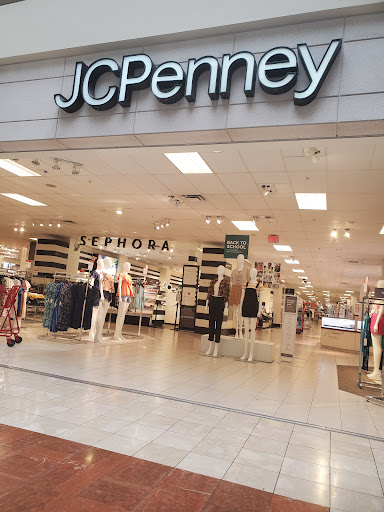 Shopping Mall «Town Center at Cobb», reviews and photos, 400 Ernest W Barrett Pkwy NW, Kennesaw, GA 30144, USA