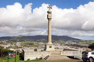 Miradouro do Pico das Cruzinhas image