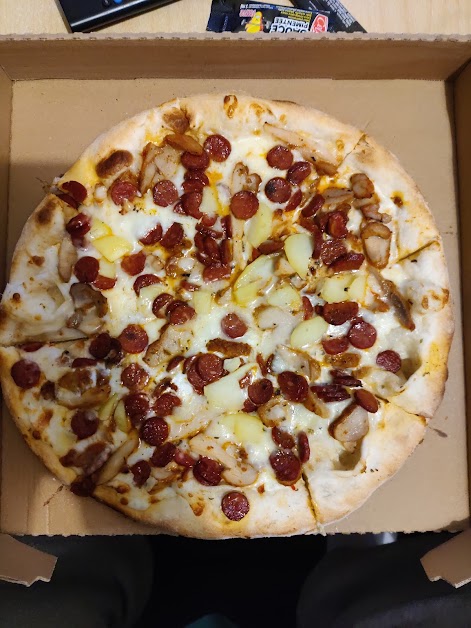 🍕 Pizza Moh - Pizzeria Fougeraise - Pâte à Pizza Maison - A emporter et en livraison à Fougères