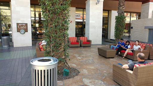 Book Store «Barnes & Noble», reviews and photos, 2000 E Rio Salado Pkwy #1032, Tempe, AZ 85281, USA