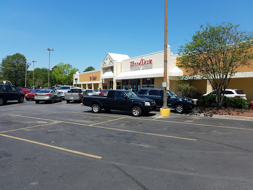 Grocery Store «Winn-Dixie», reviews and photos, 3621 US-231, Panama City, FL 32404, USA