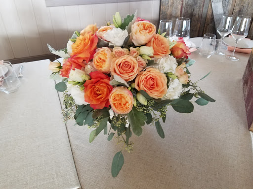 Florist «Flowers by Emily LLC», reviews and photos, 15620 W High St, Middlefield, OH 44062, USA