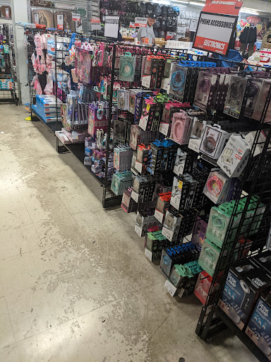 Clothing Store «Forman Mills», reviews and photos, 4411 N Market St, Wilmington, DE 19802, USA