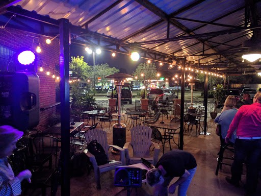 Bar «Bottle & Tap», reviews and photos, 11445 Coursey Blvd, Baton Rouge, LA 70816, USA