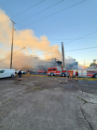 Auto Parts Store «NAPA Auto Parts - Genuine Parts Company», reviews and photos, 730 SE 9th Ave, Portland, OR 97214, USA