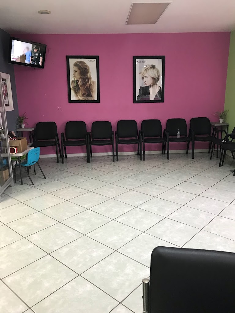 Francis Beauty Salon 78572