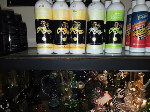 Tobacco Shop «Smokeez Smoke Shop», reviews and photos, 1911 Westminster St, Providence, RI 02909, USA