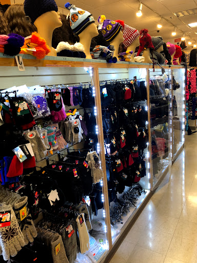 Beauty Supply Store «US Hair & Beauty Supplies», reviews and photos, 3365 Cleveland Ave, Columbus, OH 43224, USA