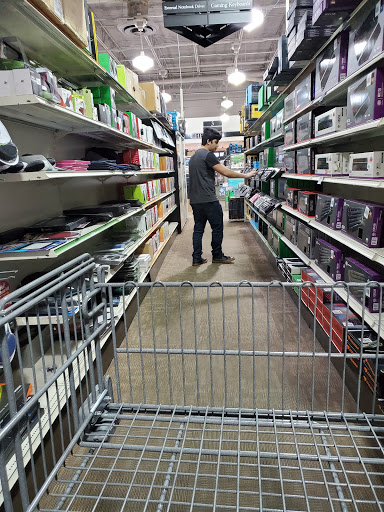 Computer Store «Micro Center», reviews and photos, 13929 N Central Expy, Dallas, TX 75243, USA