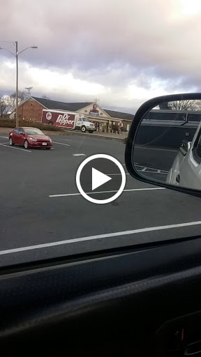 Grocery Store «Red Front Supermarket, Inc», reviews and photos, 677 Chicago Ave, Harrisonburg, VA 22802, USA