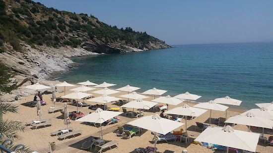 Plage de Kolimvisi