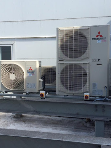 Reviews of 700 - Refrigeration & Air Conditioning in Northampton - HVAC contractor