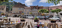 Atmosphère du Restaurant français Restaurant aux Platanes à Poligny - n°3
