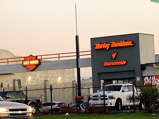 Harley-Davidson Dealer «Harley-Davidson of Sacramento», reviews and photos, 1000 Arden Way, Sacramento, CA 95815, USA