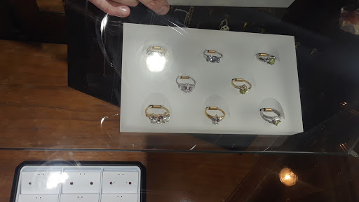 Jewelry Store «Your Jewelers», reviews and photos, 20 W Mulberry St, Lebanon, OH 45036, USA
