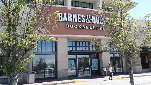 Book Store «Barnes & Noble + Starbucks», reviews and photos, 1350 Bald Hill Rd, Warwick, RI 02886, USA