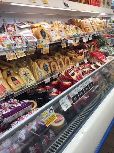 Grocery Store «ShopRite of Commerce St.-Stamford, CT», reviews and photos, 1990 W Main St, Stamford, CT 06902, USA