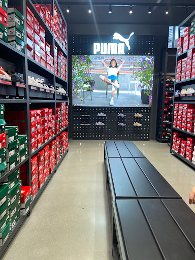 Shoe Store «PUMA», reviews and photos, 131-C Nut Tree Rd, Vacaville, CA 95687, USA