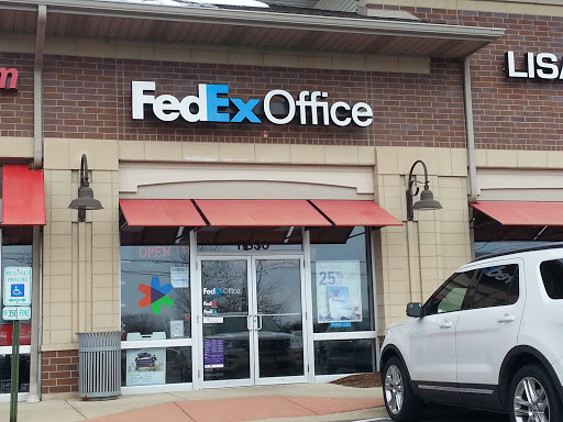 Print Shop «FedEx Office Print & Ship Center», reviews and photos, 11330 Lincoln Hwy, Mokena, IL 60448, USA