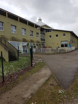 Groupe scolaire 18 Christophe Colomb à Villefontaine