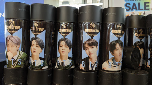 Korean Grocery Store «H Mart», reviews and photos, 34 E Golf Rd, Schaumburg, IL 60173, USA