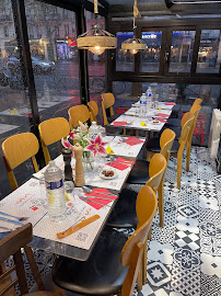 Atmosphère du Restaurant Baba Bey - Gastronomie Tunisienne Traditionnelle à Paris - n°2