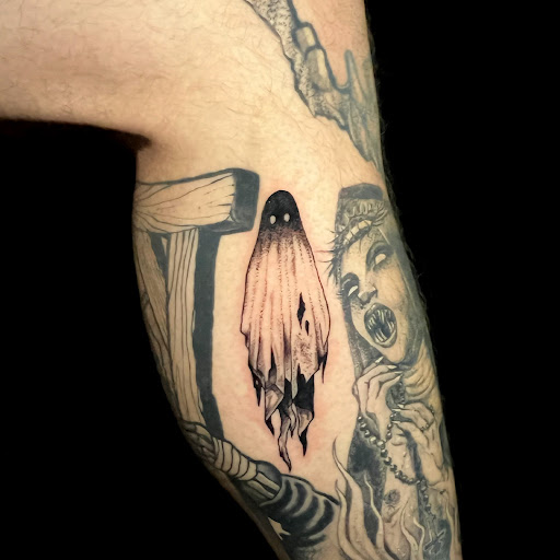 Explore cuff tattoo ideas, creative tattoo ideas in Chicago, available at Twisted Tattoo Studio