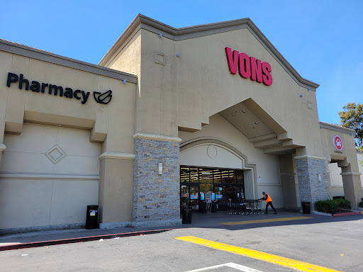 Grocery Store «Vons», reviews and photos, 500 E Manchester Blvd, Inglewood, CA 90301, USA