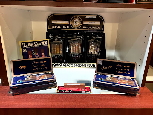 Tobacco Shop «Old Virginia Tobacco Co», reviews and photos, 5860 Kingstowne Ctr # 160, Alexandria, VA 22315, USA