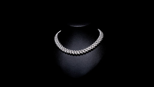 Jewelry Appraiser «Queen City Jewelry & Pawn», reviews and photos, 7935 Reading Rd, Cincinnati, OH 45237, USA