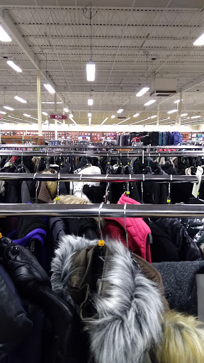 Clothing Store «Burlington Coat Factory», reviews and photos, 325 US-202, Flemington, NJ 08822, USA