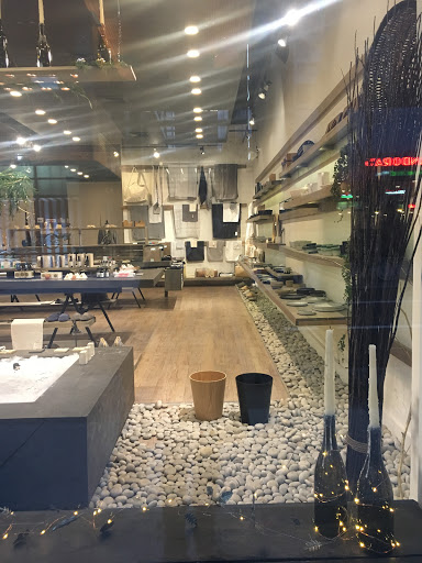 Home Goods Store «Rikumo», reviews and photos, 1216 Walnut St, Philadelphia, PA 19107, USA