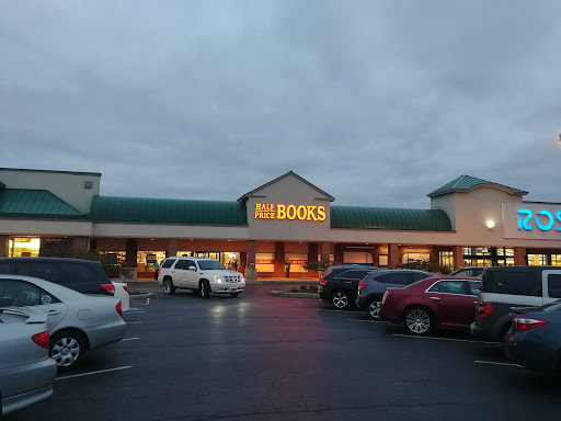 Book Store «Half Price Books», reviews and photos, 1328 Butterfield Rd, Downers Grove, IL 60515, USA