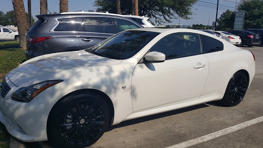 Auto Body Shop «Sewell Collision Center of Houston», reviews and photos, 111 Stage Runn Dr, Houston, TX 77090, USA