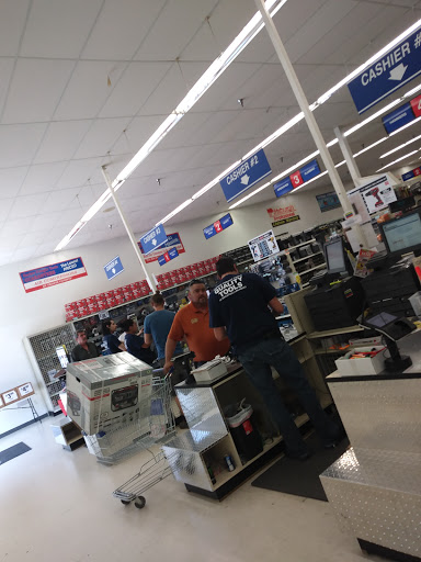 Hardware Store «Harbor Freight Tools», reviews and photos, 2500 W Parmer Ln B, Austin, TX 78727, USA