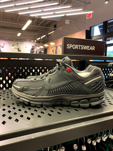 Sporting Goods Store «Nike Factory Store», reviews and photos, 810 Bergen Town Center #37, Paramus, NJ 07652, USA